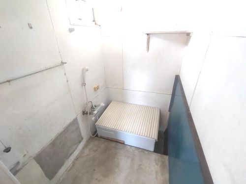 福岡県中間市長津2丁目(一戸建)の賃貸物件の風呂