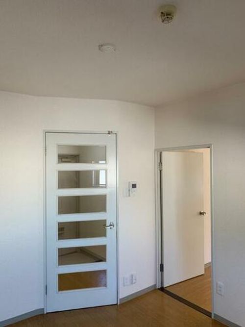 クレベール社ノ木404の居間