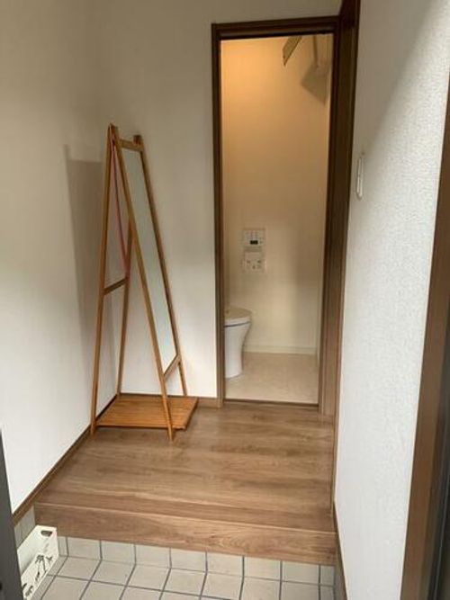 京都府京都市上京区仁和寺街道千本東入西富仲町(一戸建)の賃貸物件の玄関