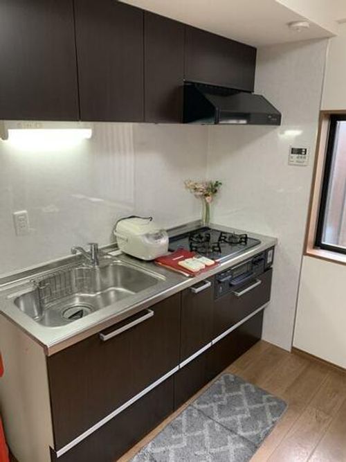 京都府京都市上京区仁和寺街道千本東入西富仲町(一戸建)の賃貸物件のキッチン