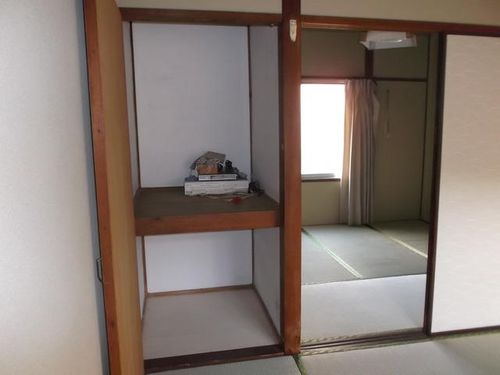 保栄荘2の居間