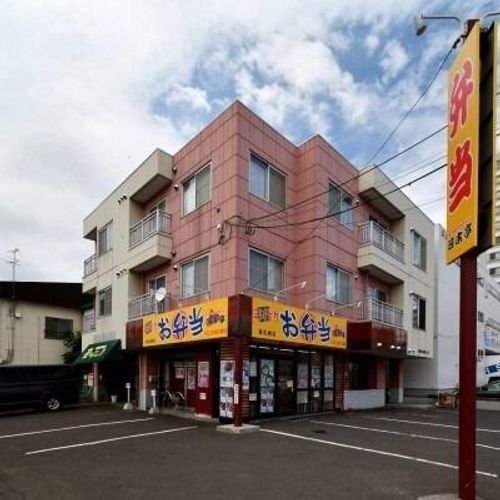 グリーンパークMSの外観