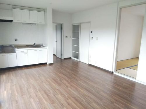 丹波篠山市郡家 第二グリーンハイツ103の内装