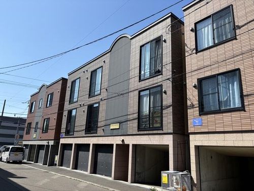 ハイアットプラザ元町の外観