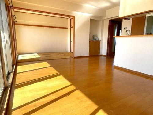 イムザックコート502の居間