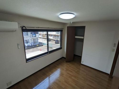 ブルーミーB棟102の内装