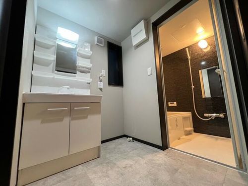 ダイワーズ感田ベースⅠの内装