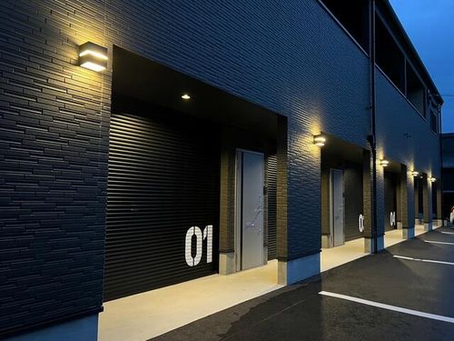 ダイワーズ感田ベースⅠの玄関