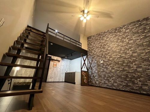 ダイワーズ感田ベースⅠの居間