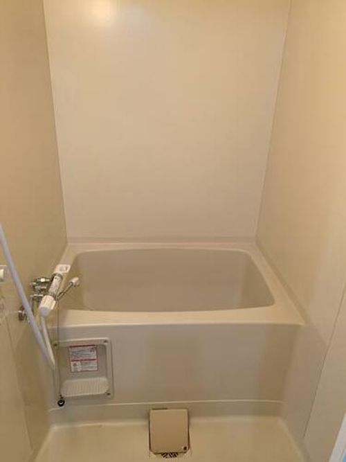 メゾンロゼパーク201の風呂