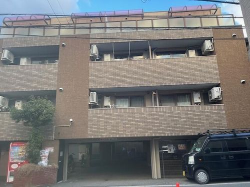 トミー四番館の外観