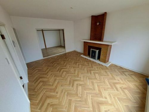 北海道滝川市黄金町東4丁目(一戸建)の賃貸物件の居間