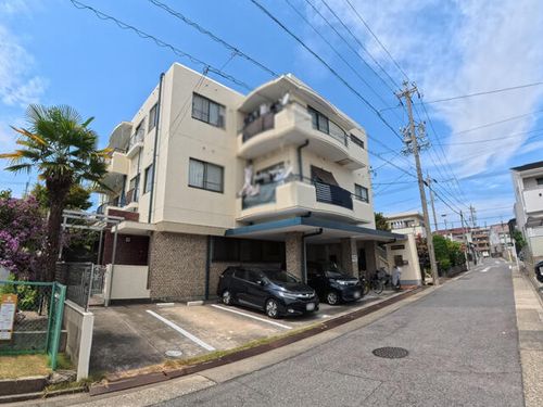 滝子マンション101の外観