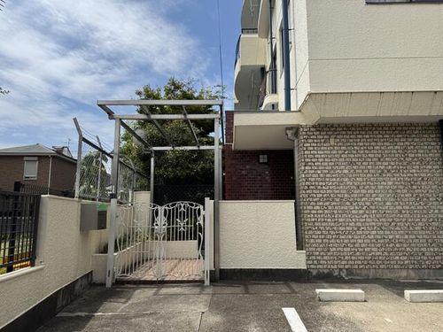 滝子マンション101の外観