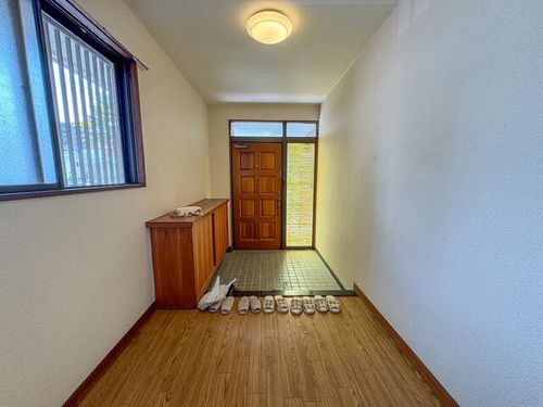 滝子マンション101の玄関