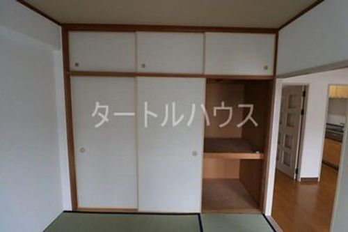 寝屋川東ファミリータウン東二番館207の内装