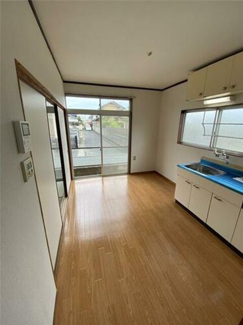 福岡県直方市大字感田(マンション)の賃貸物件の居間