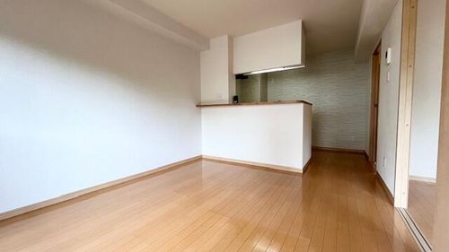 兵庫県丹波篠山市吹上(マンション)の賃貸物件の居間