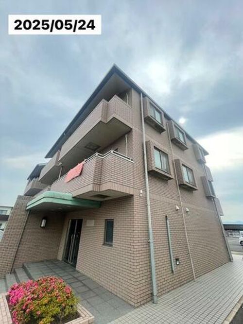京都府京都市伏見区深草大亀谷大山町(マンション)の賃貸物件の外観