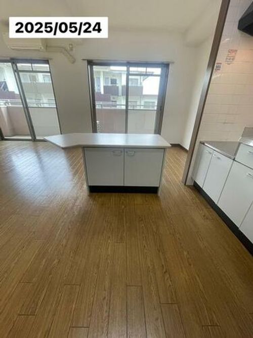 京都府京都市伏見区深草大亀谷大山町(マンション)の賃貸物件の居間