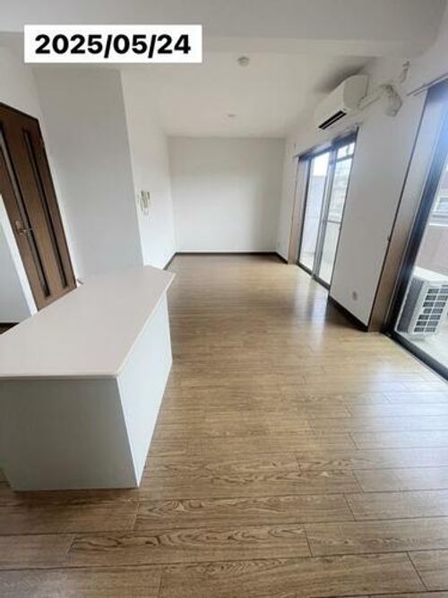 京都府京都市伏見区深草大亀谷大山町(マンション)の賃貸物件の居間