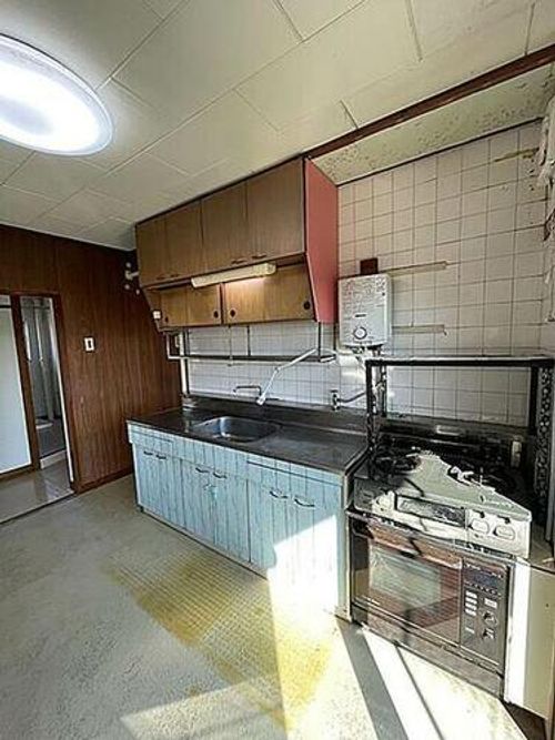 中央台団地217号のキッチン