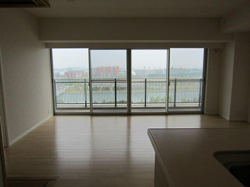 福岡県福岡市東区香椎照葉3丁目(マンション)の賃貸物件の居間