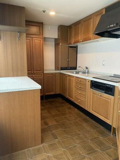 モリダイヤハイツ栄1106のキッチン