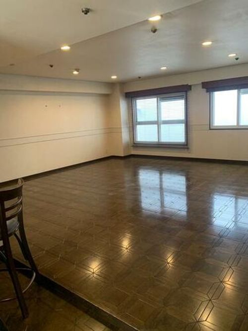 モリダイヤハイツ栄1106の居間