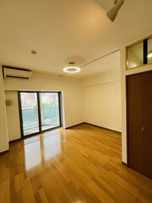 スズキビル歯大前402の内装