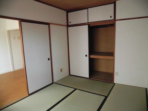 コーポ牛巻の内装