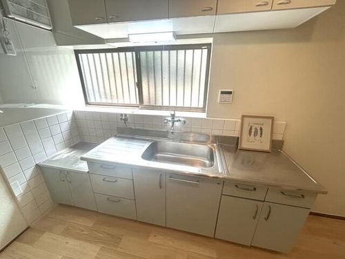 大阪府東大阪市善根寺町6丁目(一戸建)の賃貸物件のキッチン