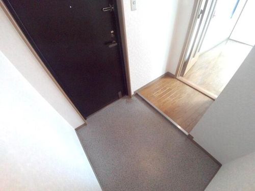 兵庫県神戸市東灘区御影本町3丁目(マンション)の賃貸物件の玄関