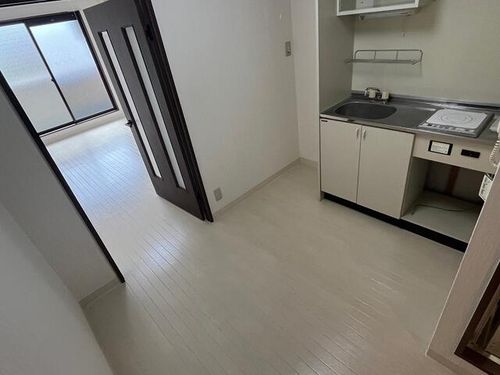 大阪府高槻市氷室町1丁目(マンション)の賃貸物件のキッチン