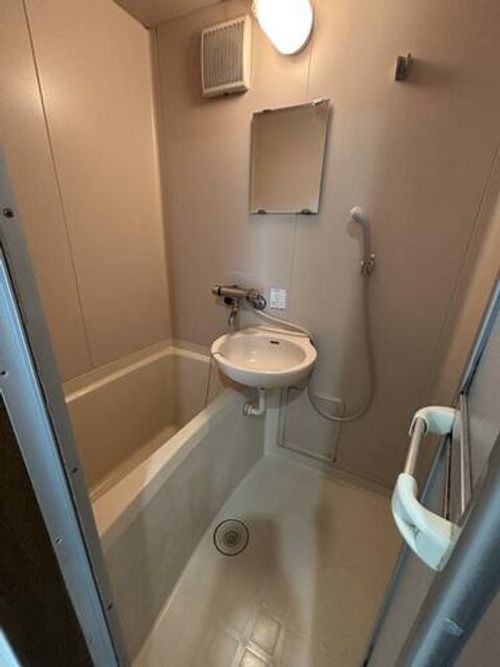 シティハイム色内の風呂