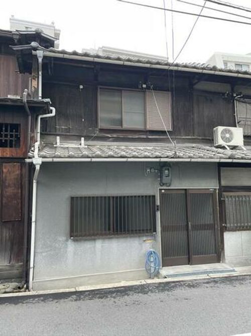 大阪府大阪市東成区中本1丁目(テラスハウス)の賃貸物件の外観
