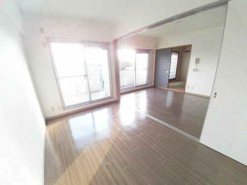 芦屋パティオの内装