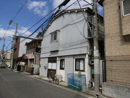 赤木文化の外観