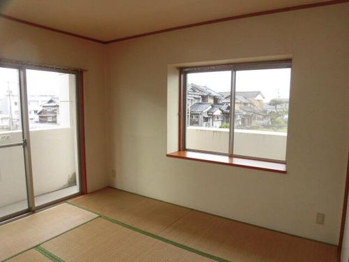 松藤ハイツ内山201の内装