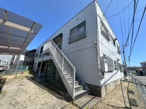 マンション翠館の外観