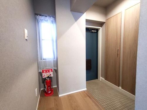 ドムス芦屋の玄関