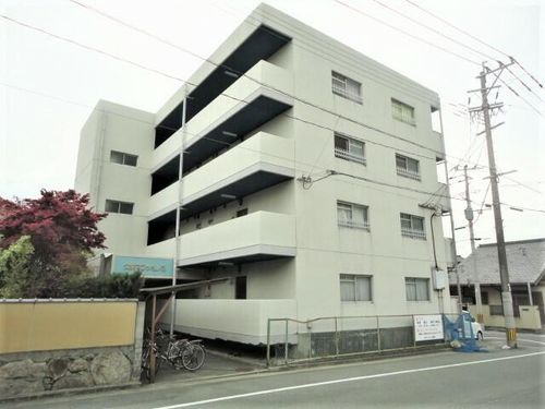 久栄マンション102の外観