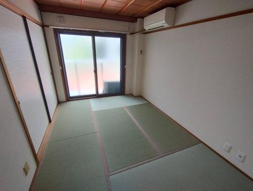 東園田マンションの内装