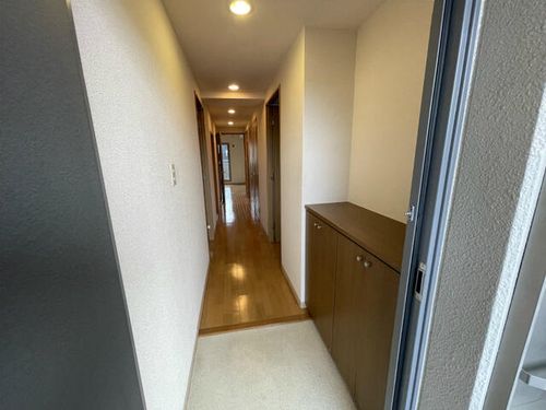 阪急西宮マンションの玄関