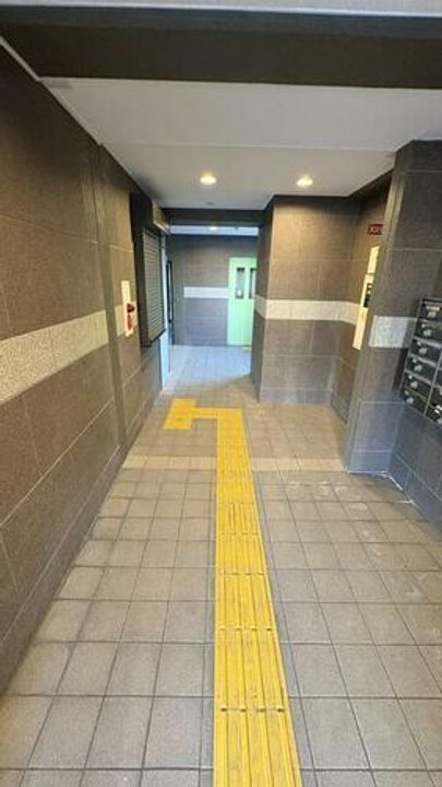 京都府京都市右京区西院南高田町(マンション)の賃貸物件の玄関