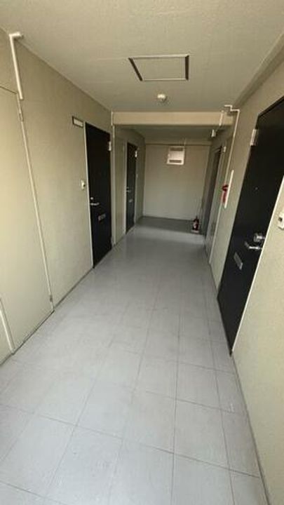 京都府京都市右京区西院南高田町(マンション)の賃貸物件の玄関