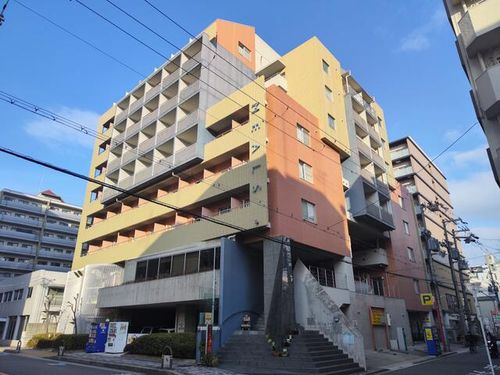 ミールズ江坂の外観