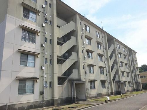 ビレッジハウス庄内 1号棟504の外観