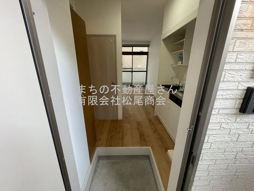 ドーミ東光寺の玄関
