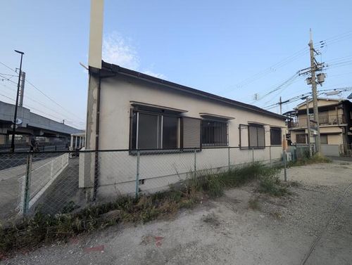 大阪府泉大津市二田町1丁目(テラスハウス)の賃貸物件の外観